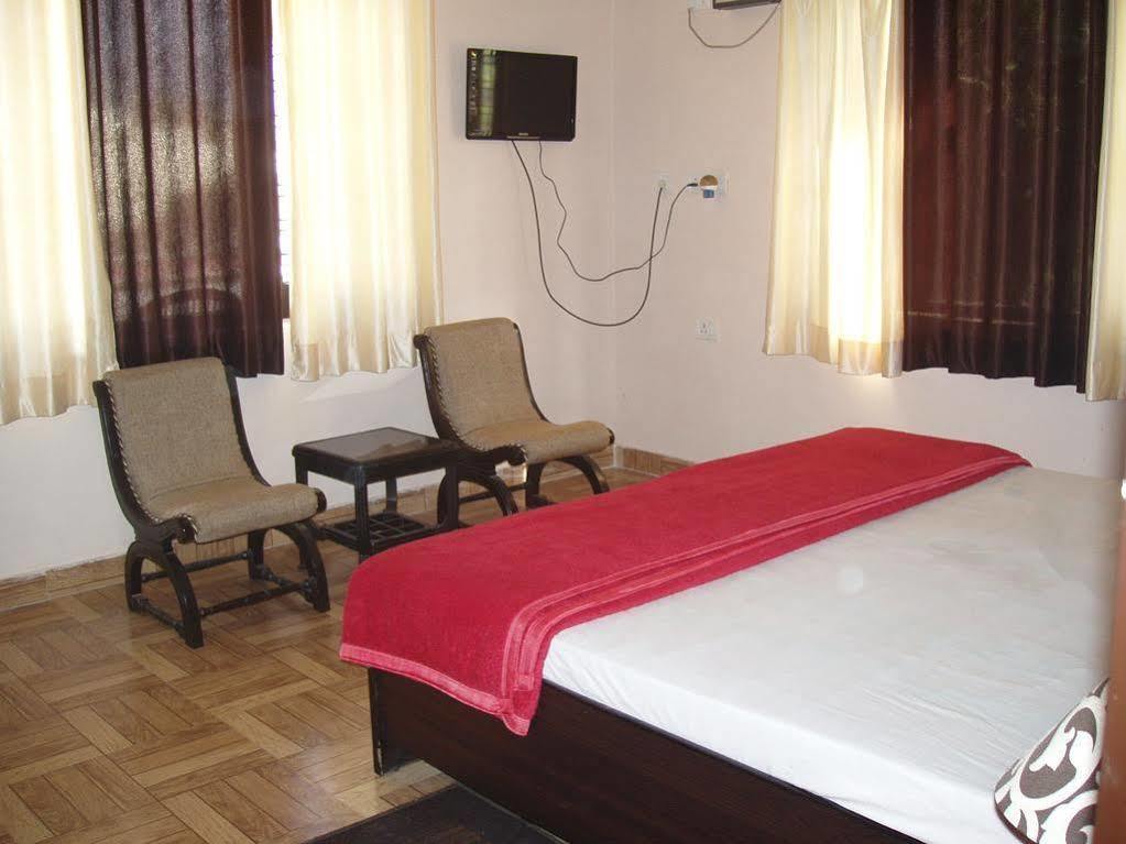 Amraai Homestay Rishīkesh Екстериор снимка