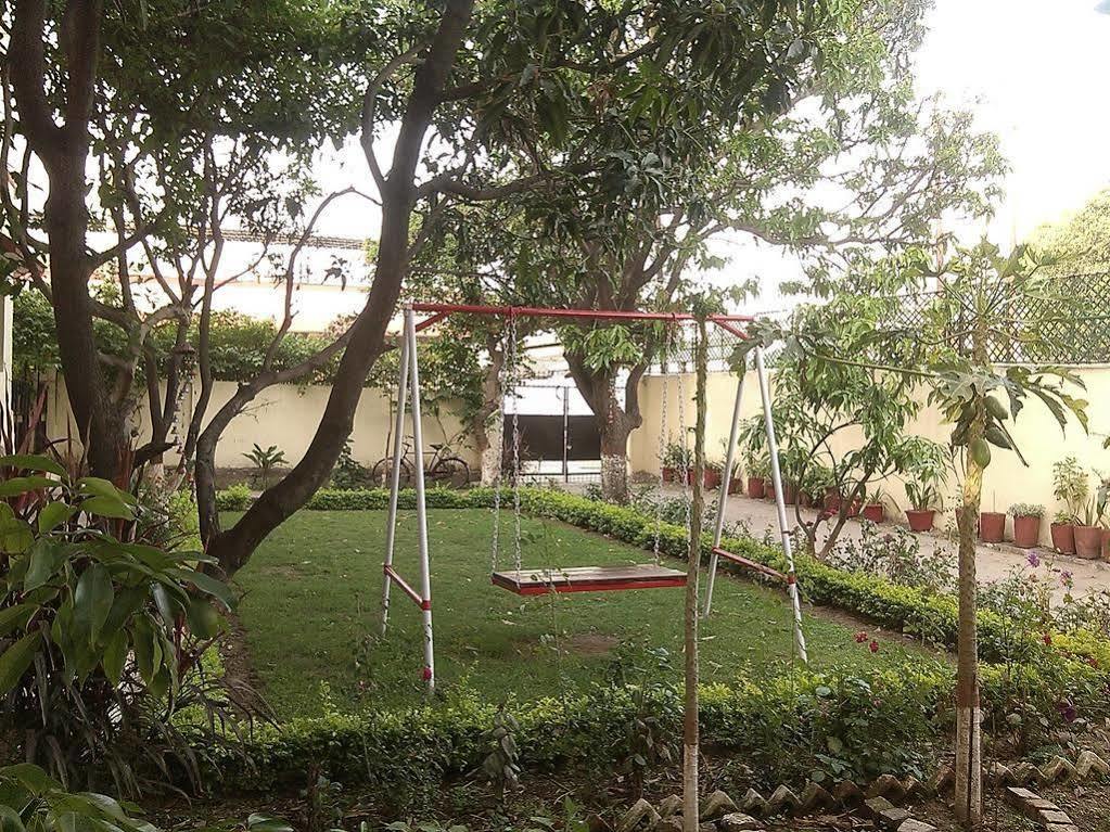 Amraai Homestay Rishīkesh Екстериор снимка
